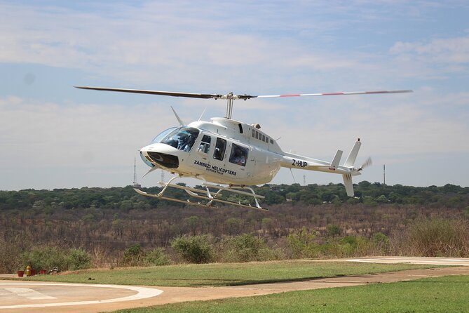 15 minutes scenic helicopter flight above Victoria Falls-Zimbabwe - Why seeing Victoria Falls from above matters