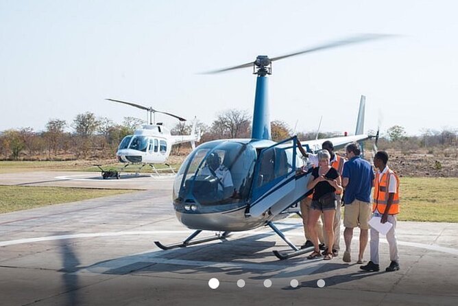 15 minutes scenic helicopter flight above Victoria Falls-Zimbabwe - What the $185 price really includes