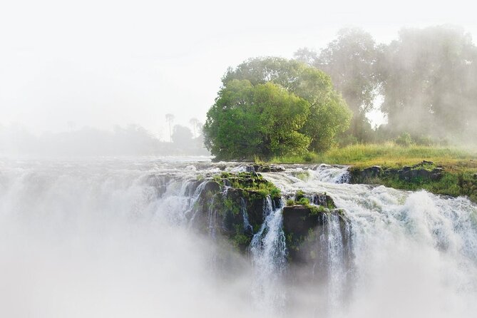 3-Day Victoria Falls Safari with Dinner Cruise - Day two afternoon: Nakavango Private Game Reserve at sunset