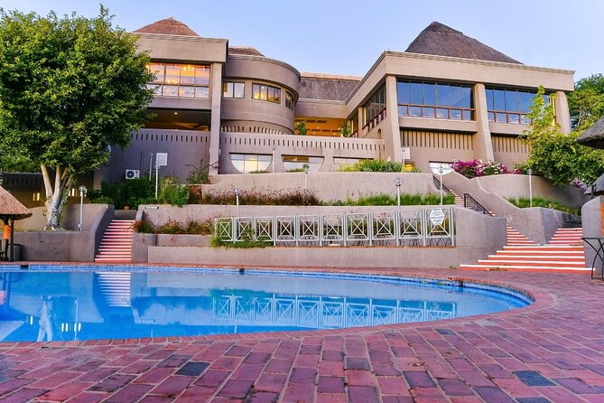 3 days 2 nights Tour of Victoria Falls with hotel package - Who will get the most from this package?
