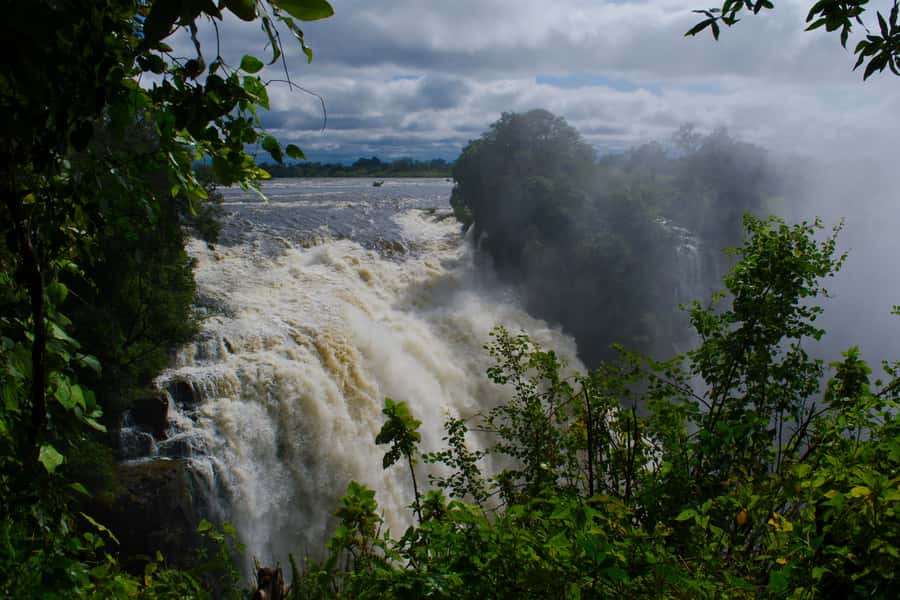 3 Days Victoria Falls and Full day Chobe National Park - Day one: airport pickup and Victoria Falls after lunch