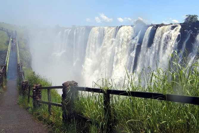 5 Day Victoria Falls and Chobe National Park Camping Tour - Why this Victoria Falls and Chobe pairing works