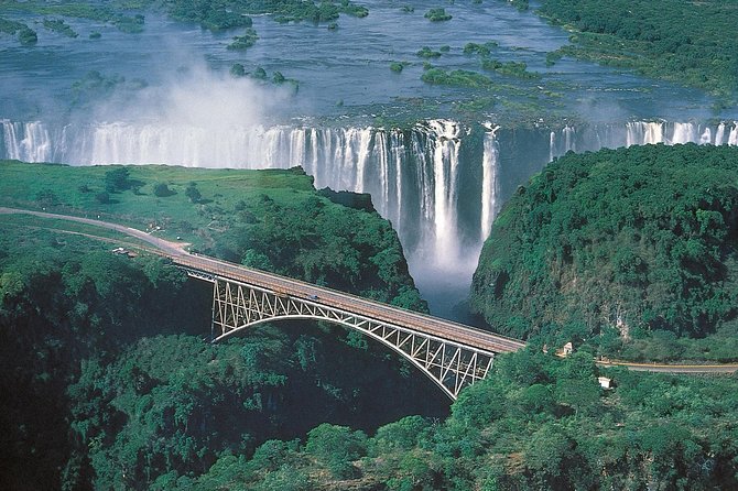 5 Day Victoria Falls and Chobe National Park Luxury Accommodated Tour - What the $2,500 price buys you