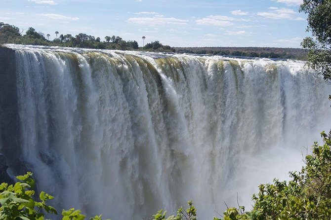 5 Day Victoria Falls and Hwange National Park Accommodated Tour Safari - Day 1: From Victoria Falls Airport to the Zambezi at sunset