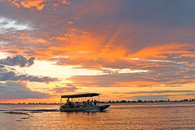 Chobe National Park 4X4 Day Safari and River Cruise - Lunch before the afternoon safari
