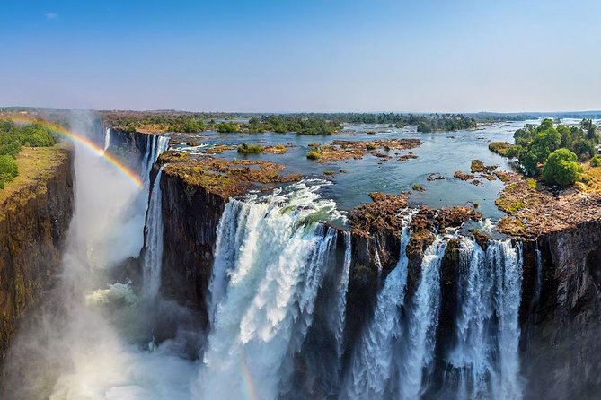 Full Day Victoria Falls incl lunch & Devils Pool 10h ZIMBABWEAN & ZAMBIAN SIDE - The Zimbabwe rainforest walk and its many viewpoints
