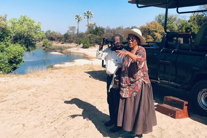 Full-Day Zimbabwe Zambezi National Park Safari & Lunch - How much value do you get for $200?