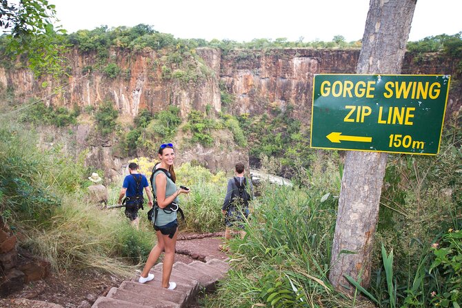 Gorge Swing (Zimbabwe) - Transfers make a short outing easier