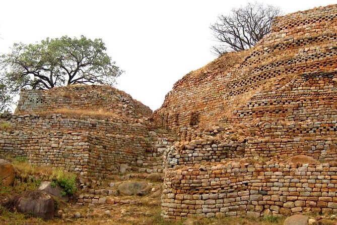 Khami Ruins & Matopos Silunguzi Village Day Tour! - Walking through Khami’s stone settlement
