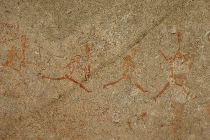 Khami Ruins & Matopos Silunguzi Village Day Tour! - Meeting the guide at Silunguzi Matopos Village
