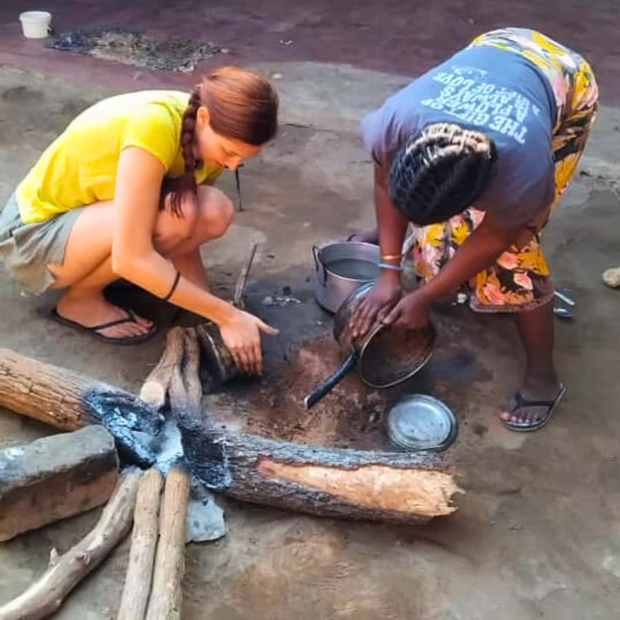 Livingstone: Amazing Traditional Village Tour - Tusoleke Trust School and time with the children