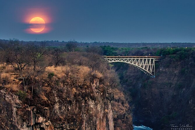 Lookout Cafe Lunch In Victoria Falls - Service and atmosphere at the table
