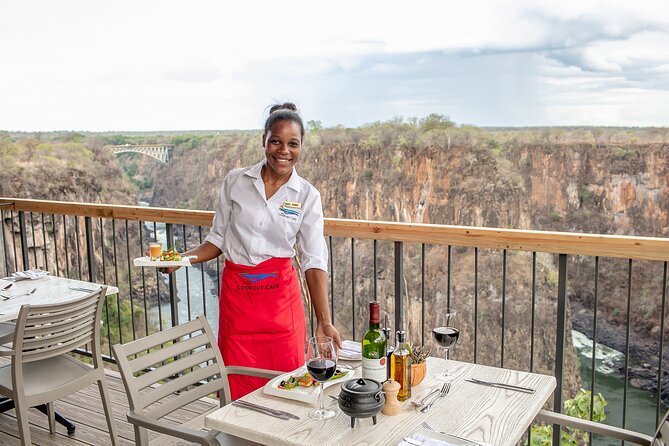 Lookout Cafe Lunch In Victoria Falls - Choosing a table with the best view