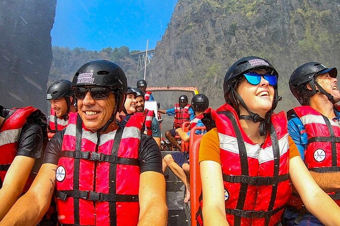Shearwater Adventure Jet Boat Experience in Victoria Falls - Clothing and packing advice for this specific ride