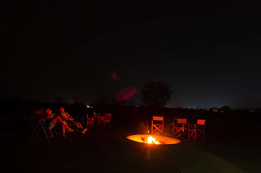 Star Gazing Victoria Falls - Learning the southern sky with a laser pointer