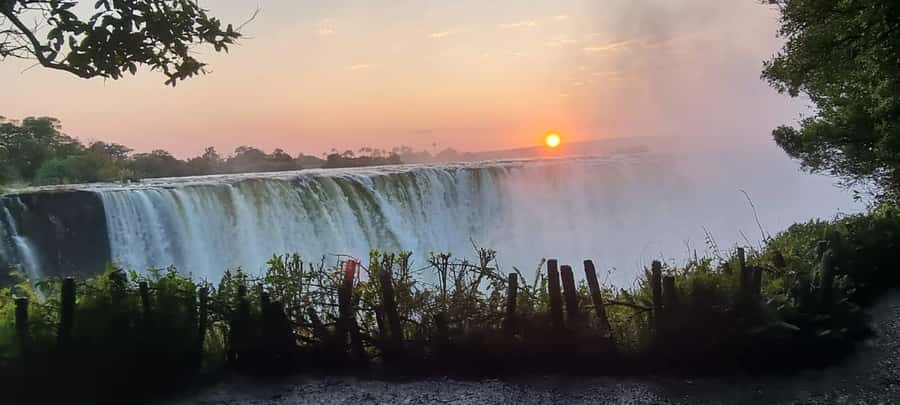 Sunrise Tour Of Victoria Falls-Scenic Water Falls Experience - Why sunrise changes the Victoria Falls experience