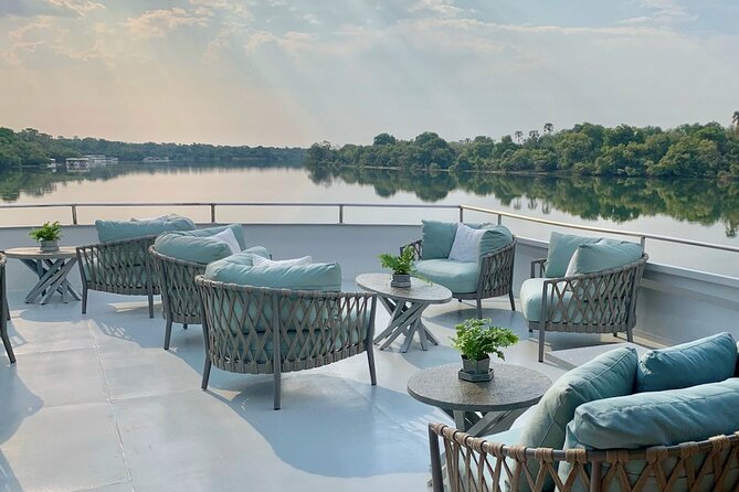 Sunset Cruise Zambezi Explorer & The Eatery Dinner (Combo) - Wildlife along Zambezi National Park