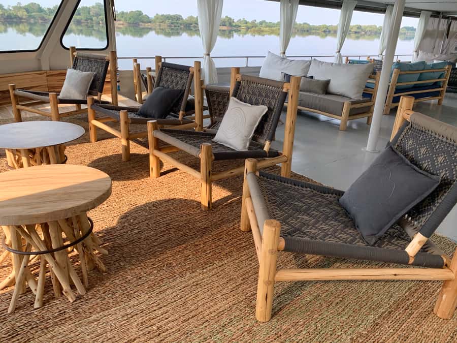 Victoria Falls: 2-Hour Luxury Zambezi River Sunset Cruise - Canapés, cocktails, and the question of dinner