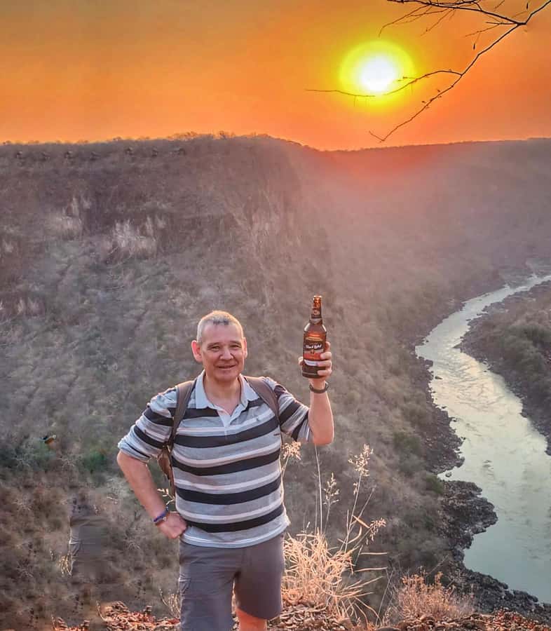 Victoria Falls: Batoka Gorge Hike & Sunset Dinner - What arrives at the bush dinner
