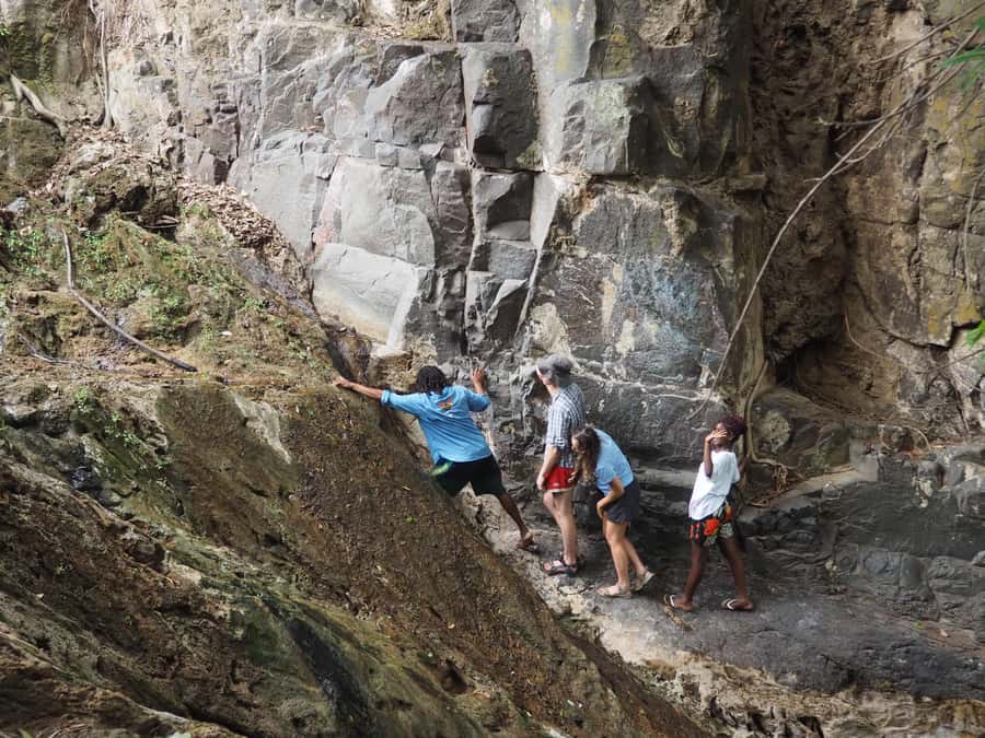 Victoria Falls: Batoka Gorge Hike & Sunset Dinner - The hike: more climbing than casual walking