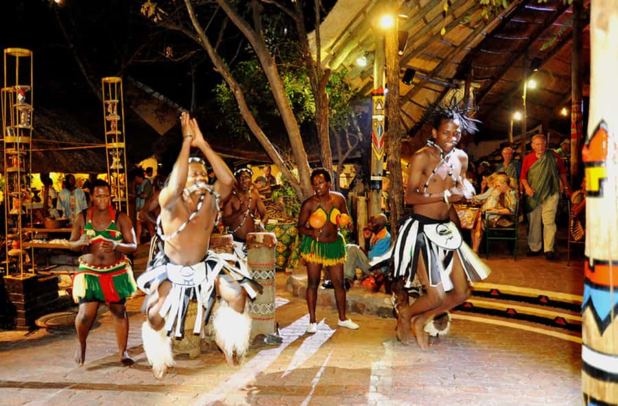 Victoria Falls: Boma Dinner and Drum Show - Key things to know before booking