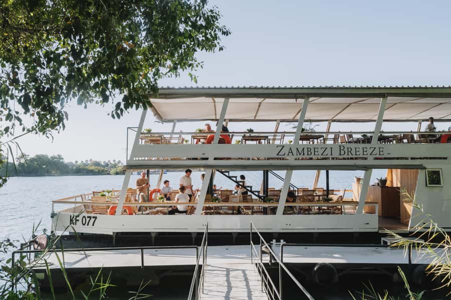 Victoria Falls: Dinner Cruise on the Zambezi River - Five things that make this cruise worth considering