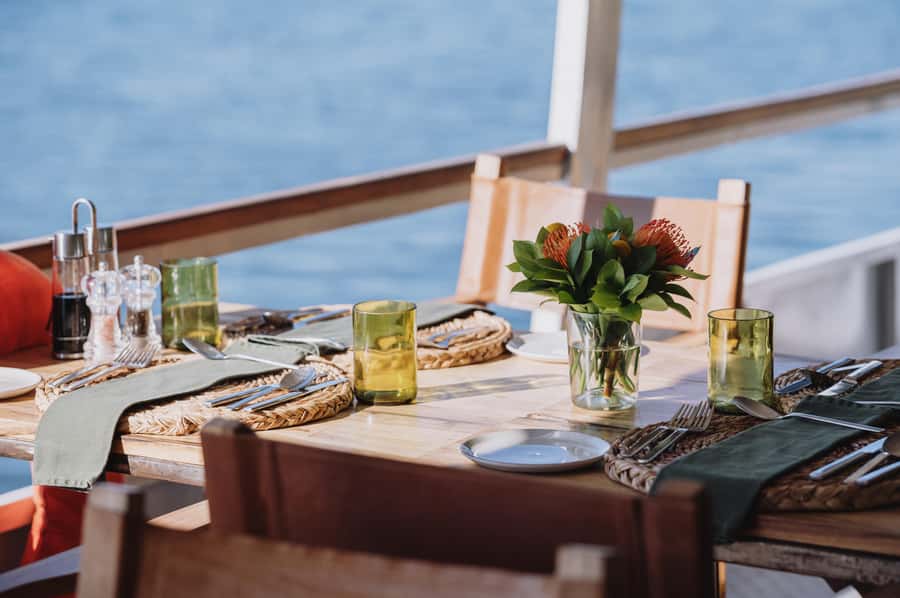 Victoria Falls: Dinner Cruise on the Zambezi River - Leaving the Pure Africa Waterfront at dusk