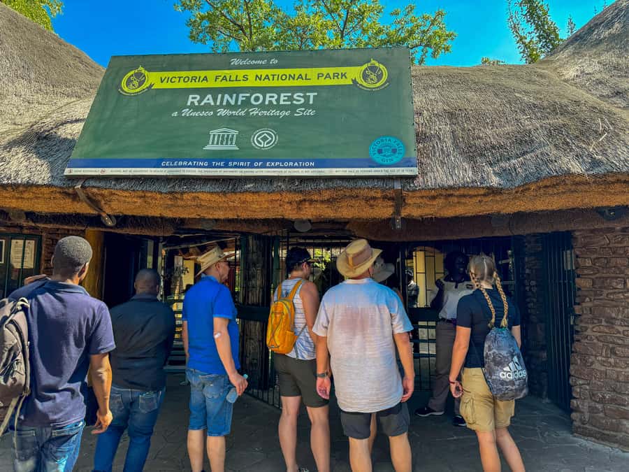 Victoria Falls: Guided Tour of the Victoria Falls - Why a guide makes Victoria Falls more meaningful