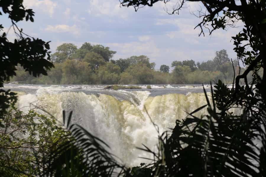 Victoria Falls Guided Tour with High Tea - Tips for getting the most from the experience