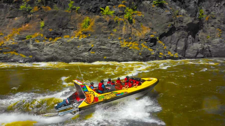 Victoria Falls: Jetboat Adventure Experience - The steep walk into Batoka Gorge