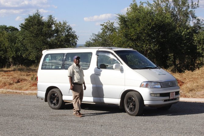 Victoria Falls PRIVATE Airport Transfers - A short ride, with useful local orientation