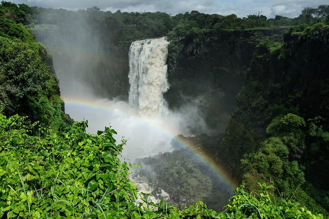 Victoria Falls Private Guided Sunrise Tour - Finding the best photo positions