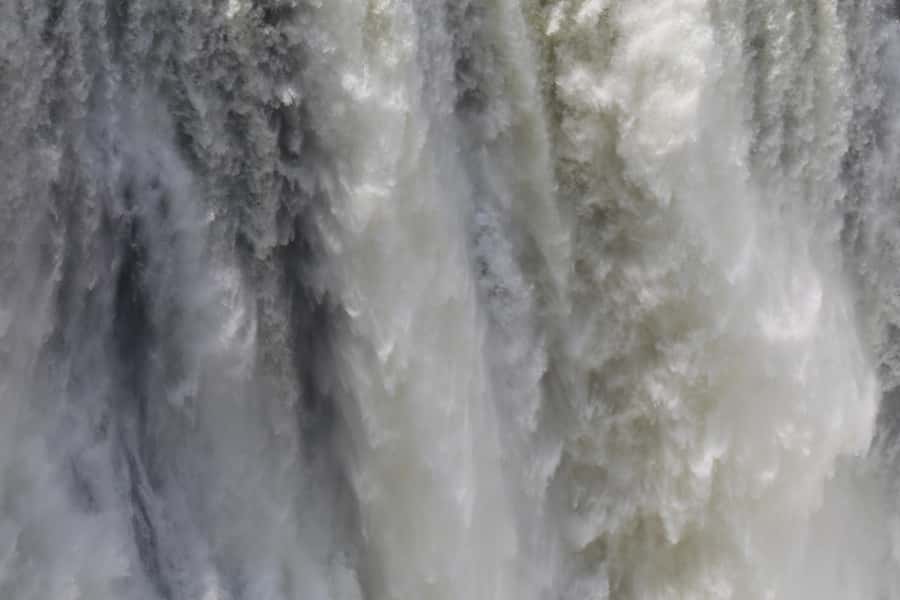 Victoria Falls Private Tour with Lunch & Helicopter Flight - Timing, clothing, and practical planning