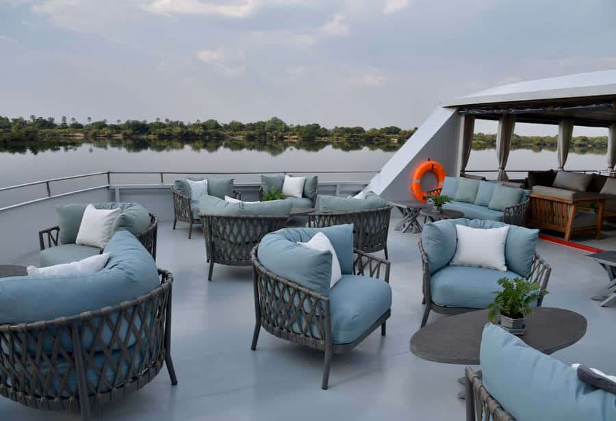 Victoria Falls Scenic Guided Tour with Sunset Boat Cruise - Why the falls walk can feel rushed