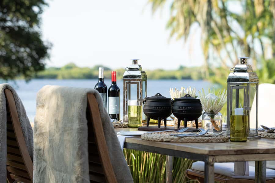 Victoria Falls: The Eatery Dinner Experience - The two-hour evening, step by step