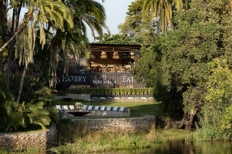 Victoria Falls: The Eatery Lunch Experience - A practical look at the two-hour schedule