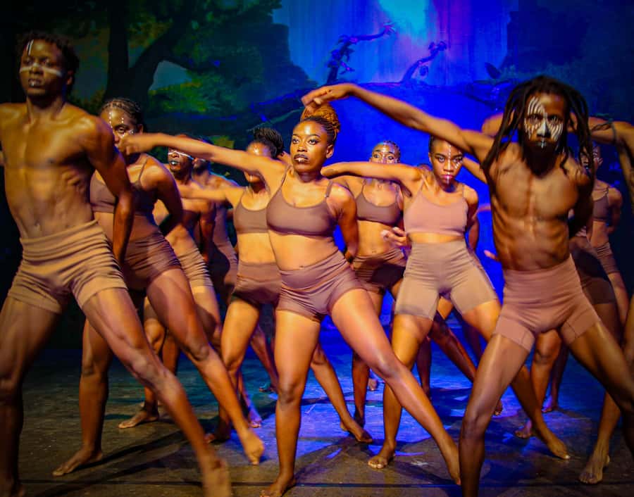 Victoria Falls:Theatre Simunye The Spirit of Africa,Zimbabwe - Practical planning for an easy evening