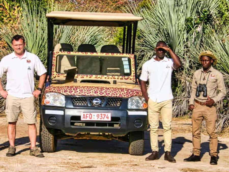 Victoria Falls: Vulture Safari and Bush Walk - Through the bush toward the Zambezi gorge