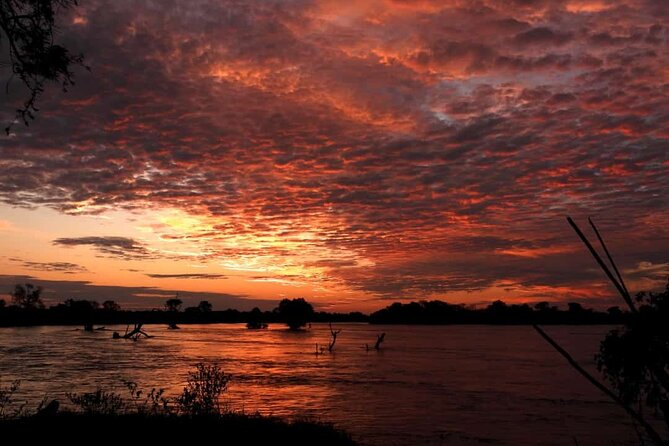 Zambezi Sunset Cruise In Victoria Falls - Physical effort and practical comfort