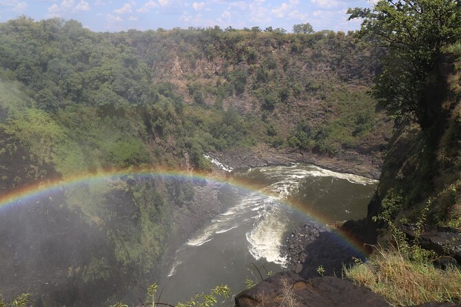 Zimbabwe & Zambia side Private Guided Tour of the Falls - Spray, rainbows, and the weather question